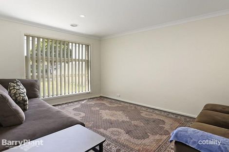 Property photo of 11 Swallow Crescent Norlane VIC 3214