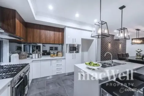 Property photo of 4 Kate Circuit Rochedale QLD 4123