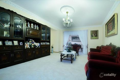 Property photo of 61 Georgette Crescent Endeavour Hills VIC 3802