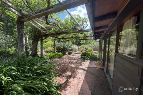 4 Bruce St, Mallacoota, VIC 3892