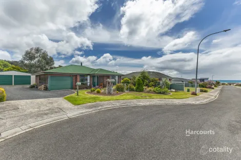 Property photo of 10 Seabreeze Avenue Penguin TAS 7316