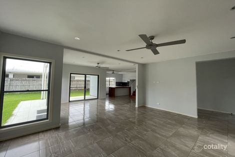 Property photo of 2/6 Seafarer Court Blacks Beach QLD 4740