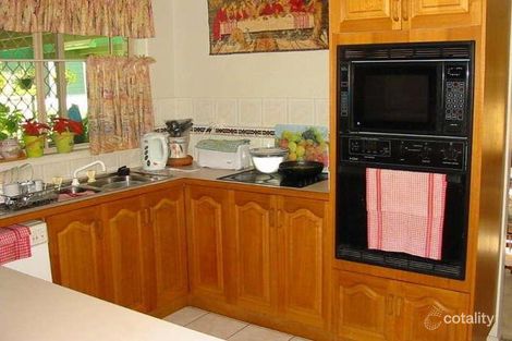 Property photo of 11 Golden Avenue Tannum Sands QLD 4680