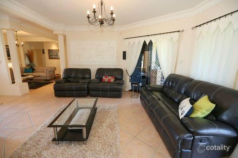 Property photo of 40 Clipper Terrace South Gladstone QLD 4680