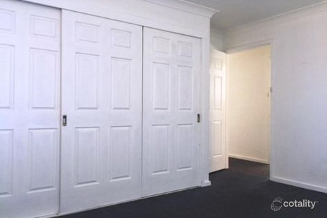Property photo of 2/26 Country Grove Drive Cameron Park NSW 2285