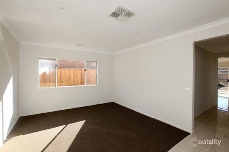 Property photo of 11 Susan Place Tarneit VIC 3029
