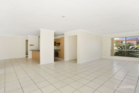 25 Penrhyn St, Pacific Pines, QLD 4211