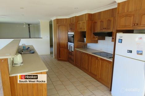 Property photo of 1 Dolphin Crescent South West Rocks NSW 2431