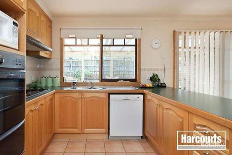 Property photo of 56 Jerilderie Drive Berwick VIC 3806