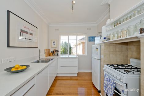 Property photo of 10/61 Maltravers Road Ivanhoe East VIC 3079