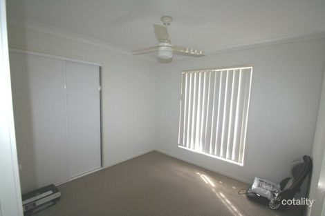 Property photo of 16 Scenic Drive Emerald QLD 4720