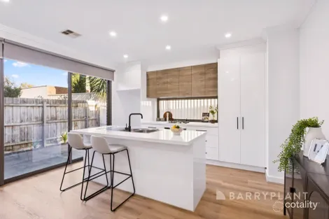 Property photo of 72 Lechte Road Mount Waverley VIC 3149