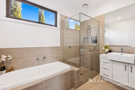 Property photo of 72 Lechte Road Mount Waverley VIC 3149