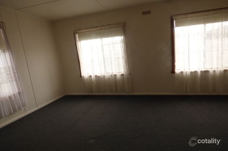 Property photo of 4 Victoria Street Moe VIC 3825