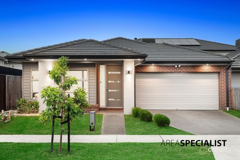 16 Respect Ave, Clyde North, VIC 3978