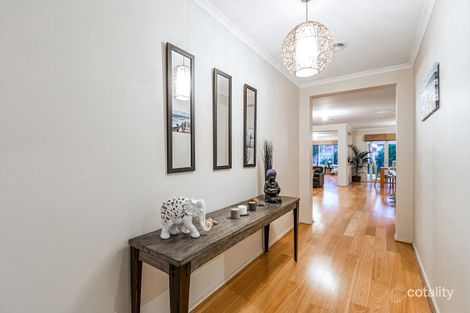Property photo of 6 Fullard Close Point Cook VIC 3030
