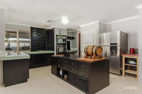Property photo of 8 Kentia Close Warnbro WA 6169