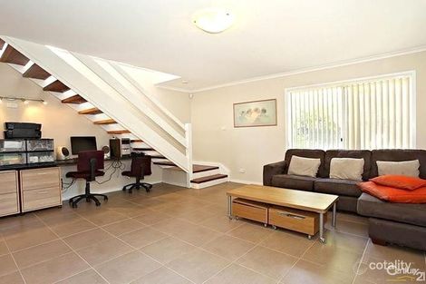 Property photo of 22 Harley Street Dingley Village VIC 3172