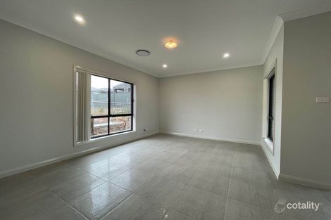 15 Archway St, Gregory Hills, NSW 2557