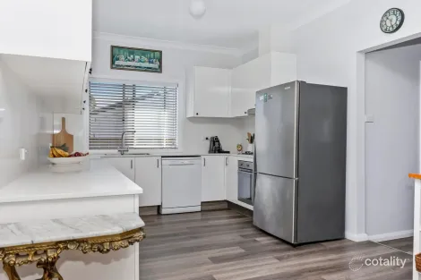 Property photo of 10 Railway Avenue Portland NSW 2847