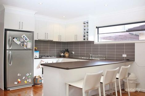 Property photo of 39 Glyndon Avenue St Albans VIC 3021