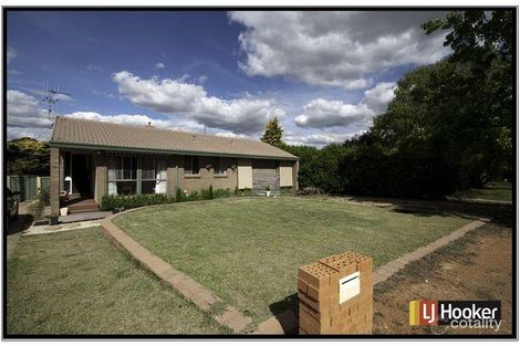 16 Hosking Pl, Melba, ACT 2615