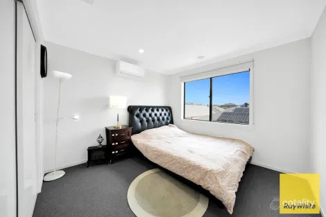 Property photo of 46 Reverence Drive Rockbank VIC 3335