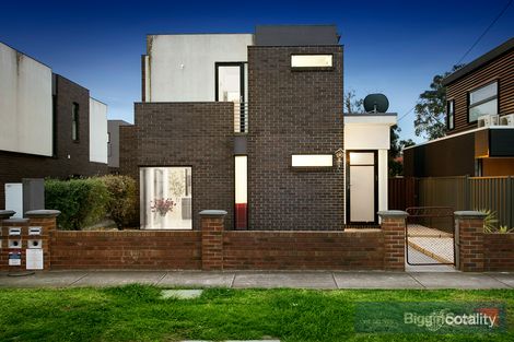 Property photo of 2/32 Burns Street Maidstone VIC 3012