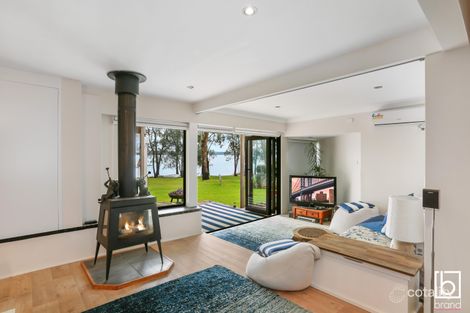 Property photo of 20 Harwood Close Mannering Park NSW 2259