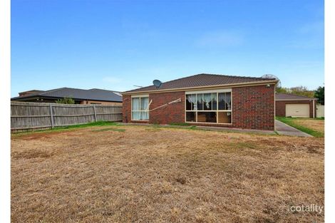 Property photo of 2 Latrobe Terrace Taylors Hill VIC 3037
