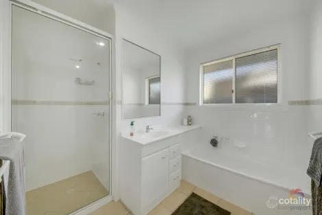 Property photo of 4 Capstan Place Tannum Sands QLD 4680