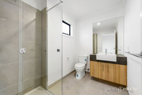Property photo of 29 Hollywood Drive Roxburgh Park VIC 3064