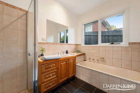 Property photo of 100 Dalton Street Eltham VIC 3095