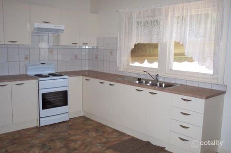 Property photo of 3 Tamarisk Grove Mildura VIC 3500