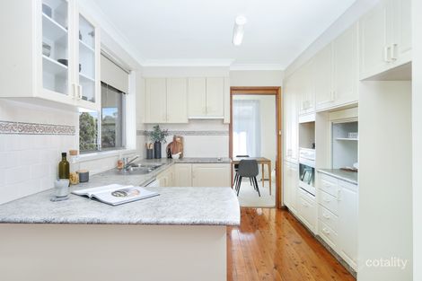 Property photo of 8 Cottonwood Crescent Figtree NSW 2525
