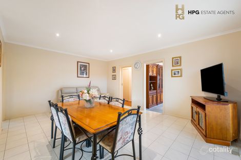 Property photo of 30 Hillcrest Drive Westmeadows VIC 3049