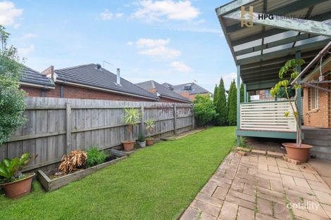 Property photo of 30 Hillcrest Drive Westmeadows VIC 3049