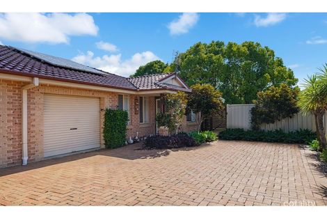 Property photo of 2/16 Coraki Close Ourimbah NSW 2258