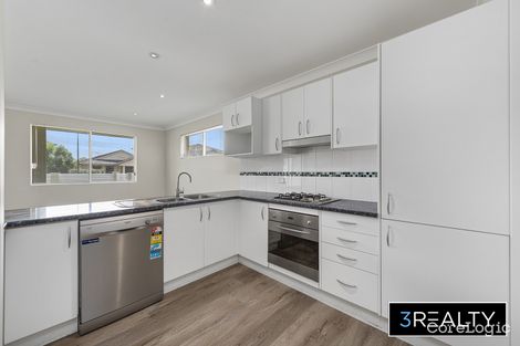 30 Churchill Cct, Hamilton South, NSW 2303
