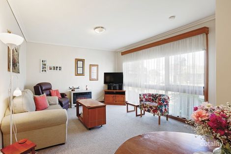 Property photo of 3 Chevron Court Lake Wendouree VIC 3350