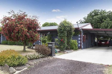 Property photo of 5 Hakea Street Ararat VIC 3377