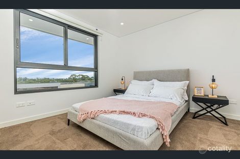 Property photo of 21 Alto Place Norwest NSW 2153