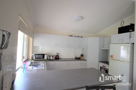 Property photo of 4 Beamont Place Forest Lake QLD 4078