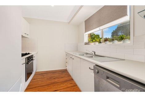 Property photo of 2/16 Coraki Close Ourimbah NSW 2258