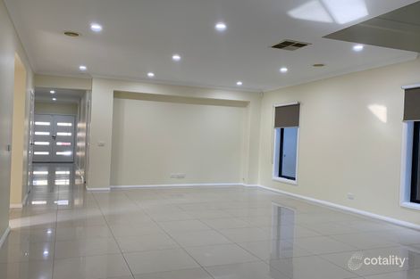 Property photo of 31/1 Greg Norman Drive Point Cook VIC 3030