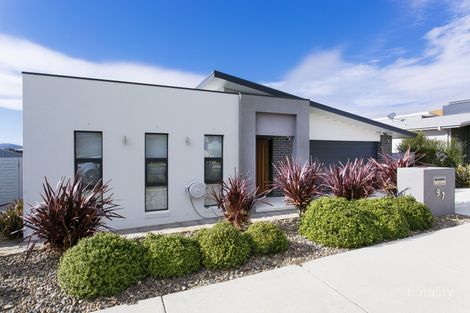 97 Langtree Cres, Crace, ACT 2911