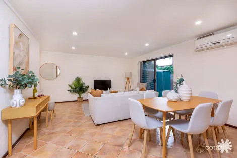 Property photo of 4/201 Coode Street Como WA 6152