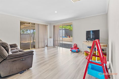 Property photo of 26 Casuarina Drive Halls Head WA 6210