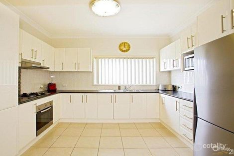 Property photo of 41 Gardiner Crescent Fairfield West NSW 2165