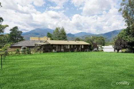 77 St Bernard Dr, Tawonga South, VIC 3698